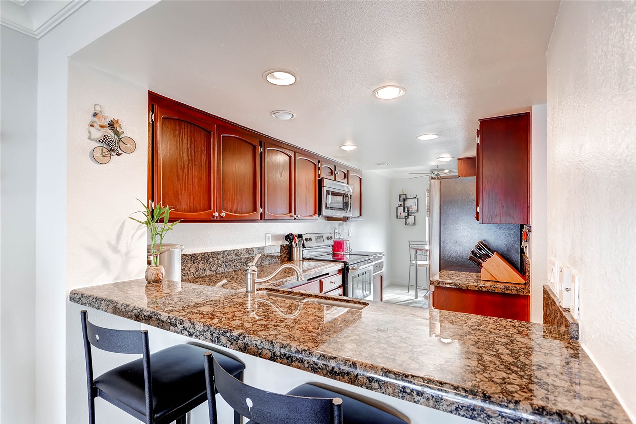 963 Intrepid Ct, Del Mar, CA 92014