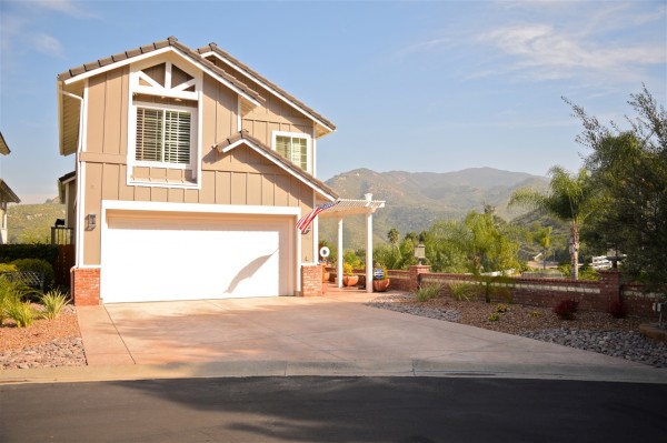 2887 Blackbush Ln, El Cajon, United States 92019