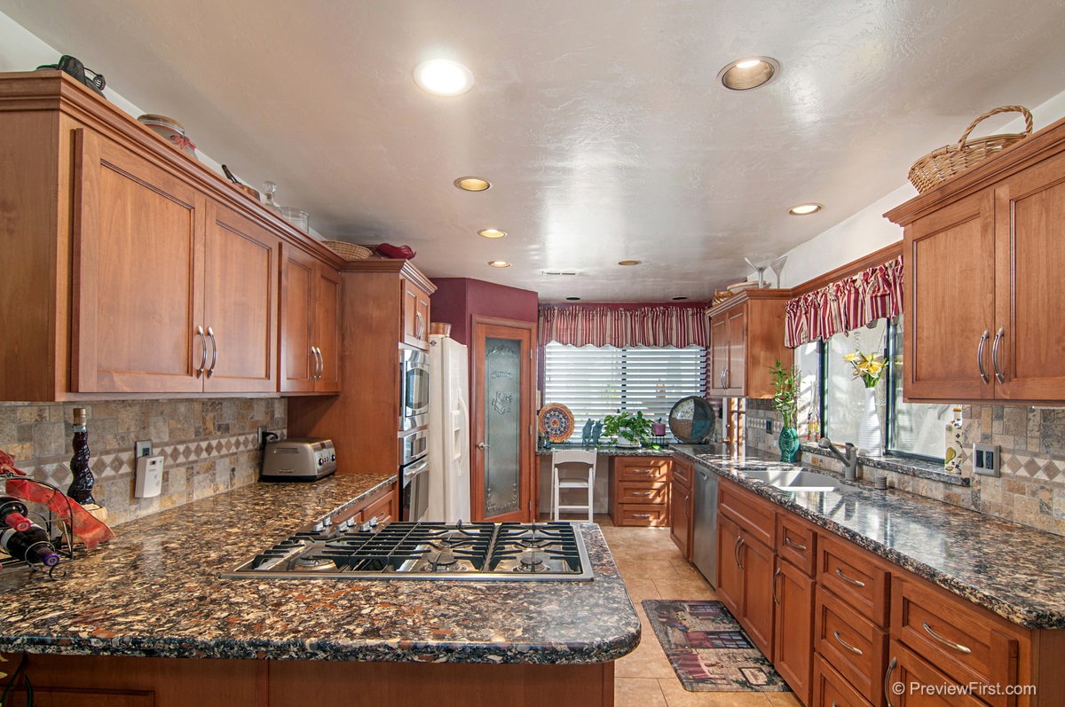 1618 CHASE LN, El Cajon, CA 92020