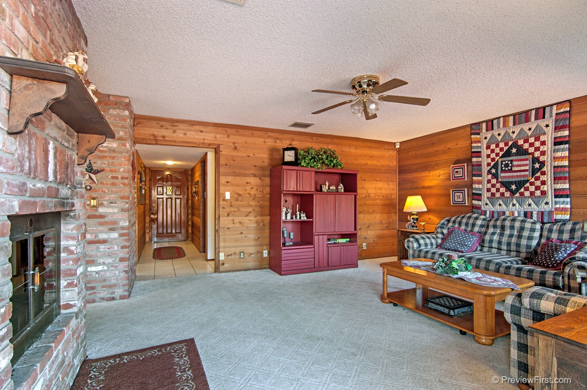 2047 Forester Creek Road, El Cajon, CA 92021