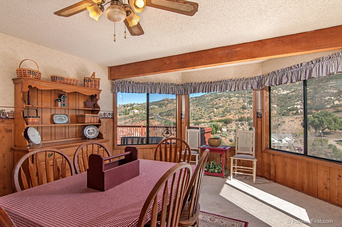 2047 Forester Creek Road, El Cajon, CA 92021