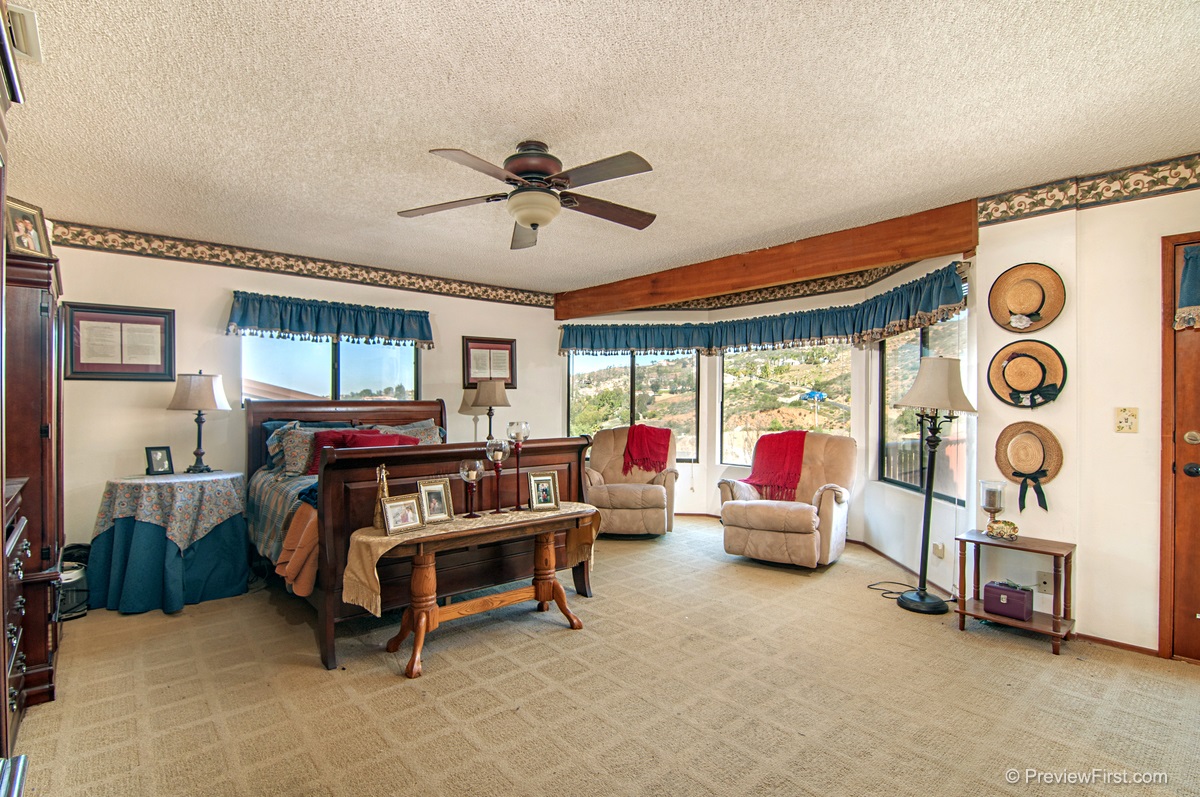 2047 Forester Creek Road, El Cajon, CA 92021