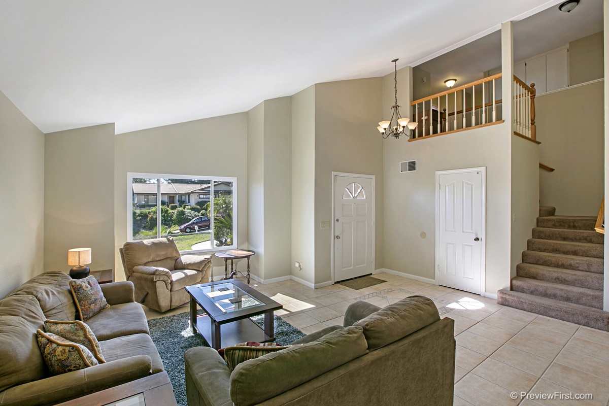 12478 Skyhigh Ct, El Cajon, CA 92021
