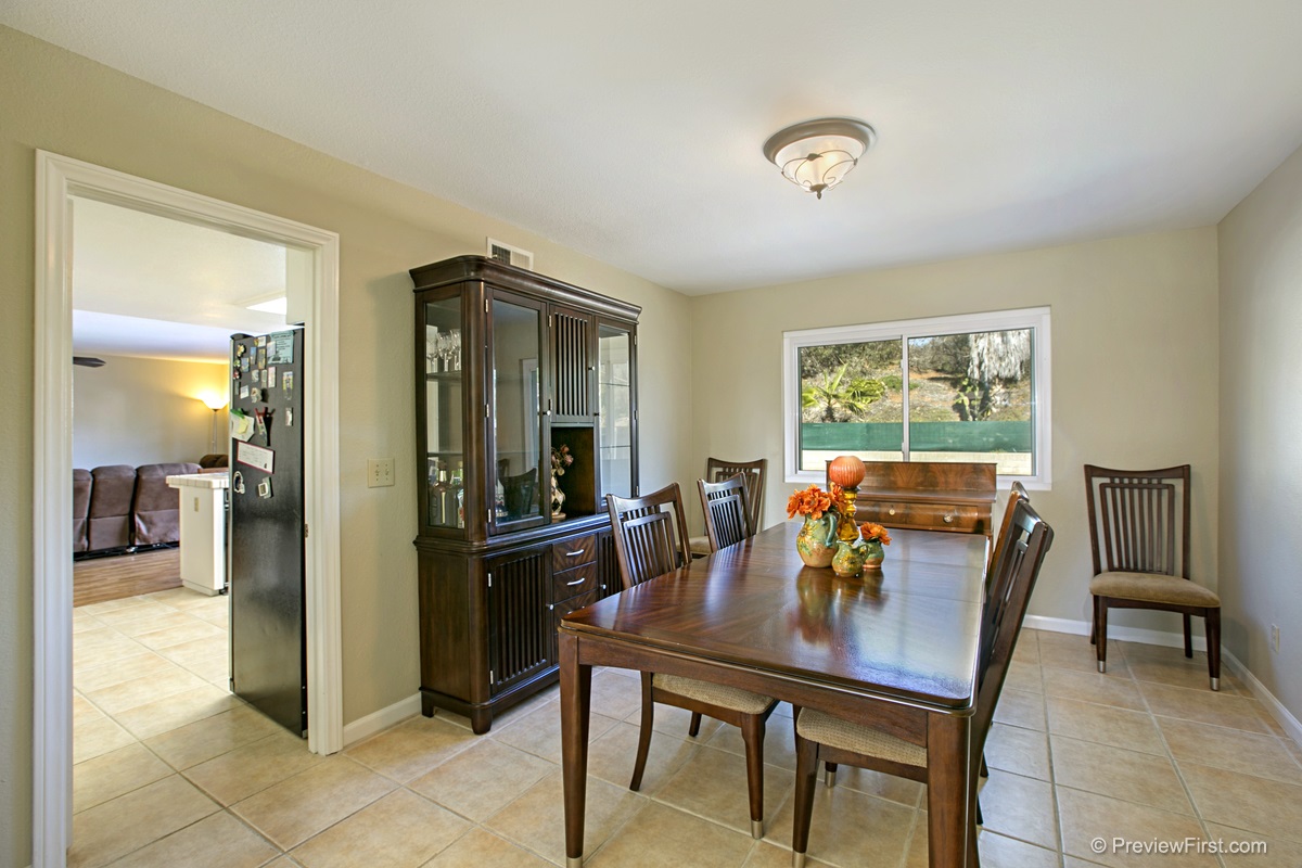 12478 Skyhigh Ct, El Cajon, CA 92021
