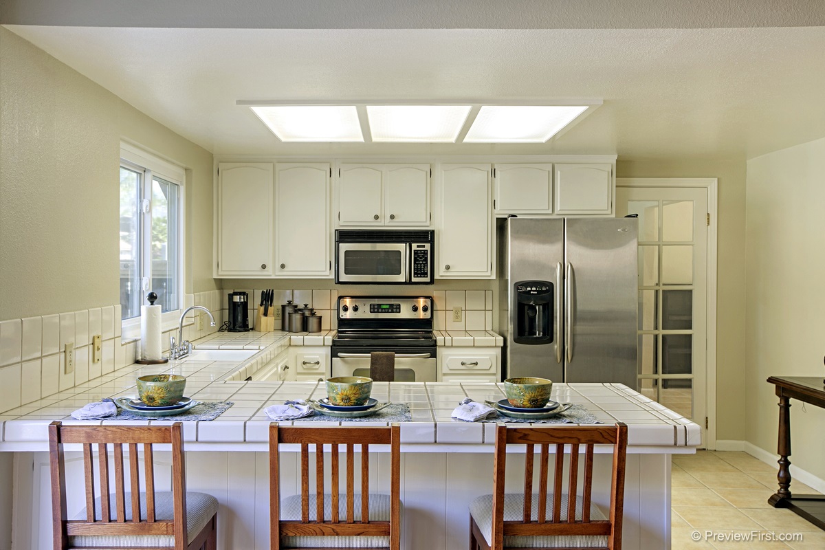 12478 Skyhigh Ct, El Cajon, CA 92021
