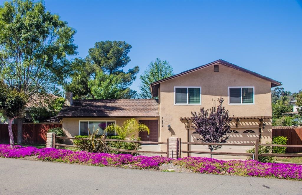 1919Glennaire, Escondido, United States 92025