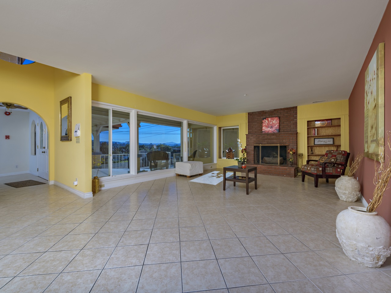 427 S UPAS, Escondido, CA 92025