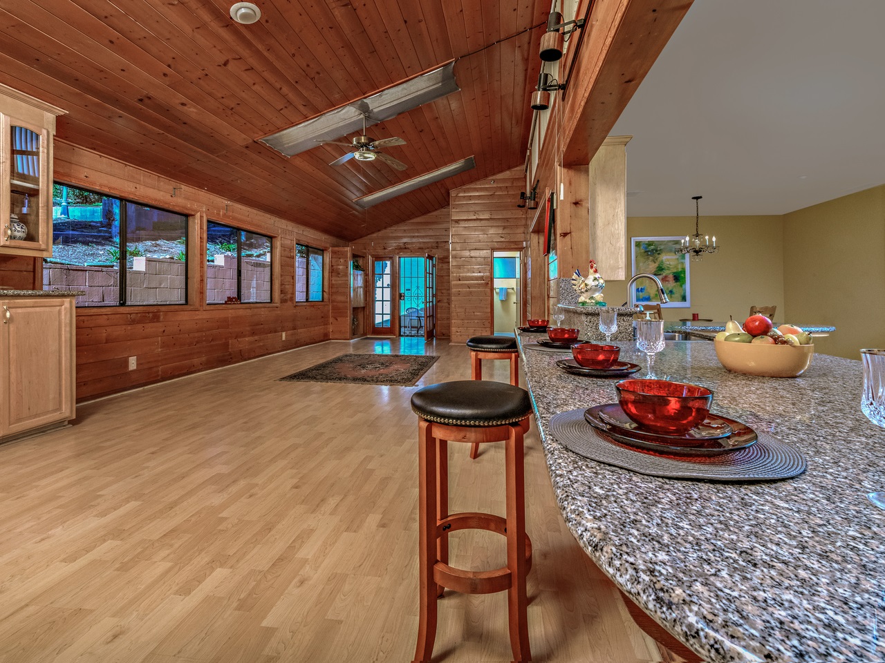 427 S UPAS, Escondido, CA 92025