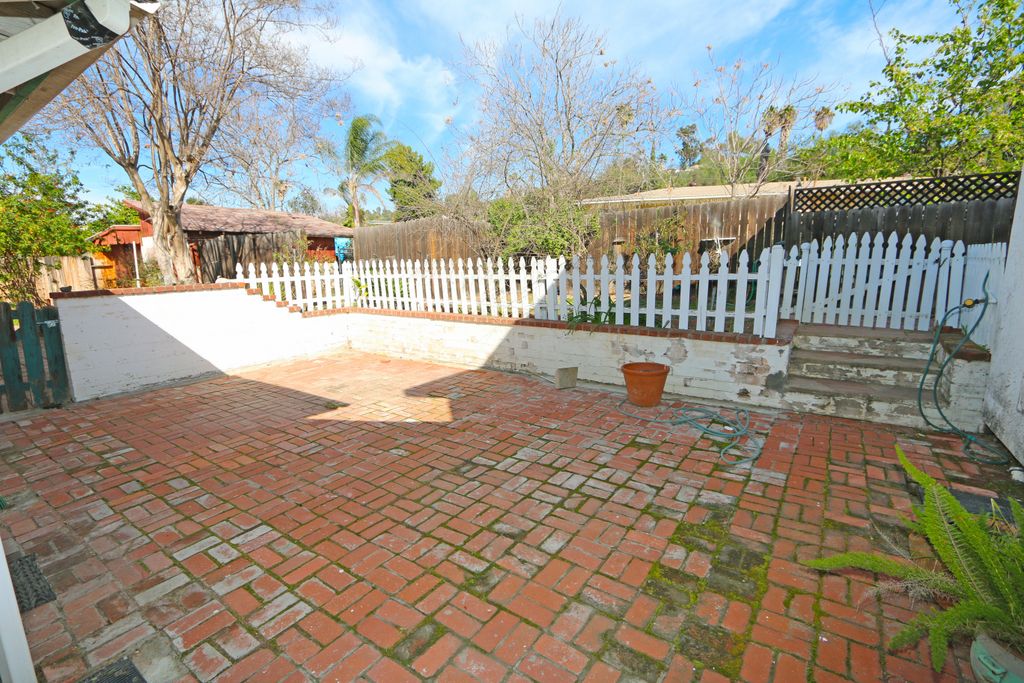 320-322 Idaho Avenue, Escondido, United States 92025