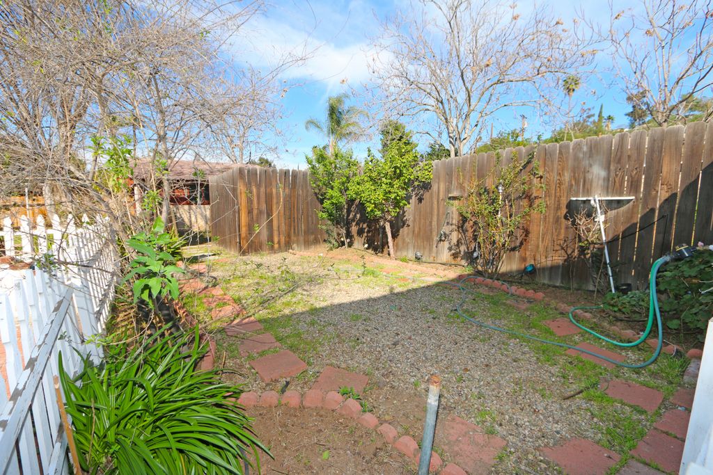 320-322 Idaho Avenue, Escondido, United States 92025