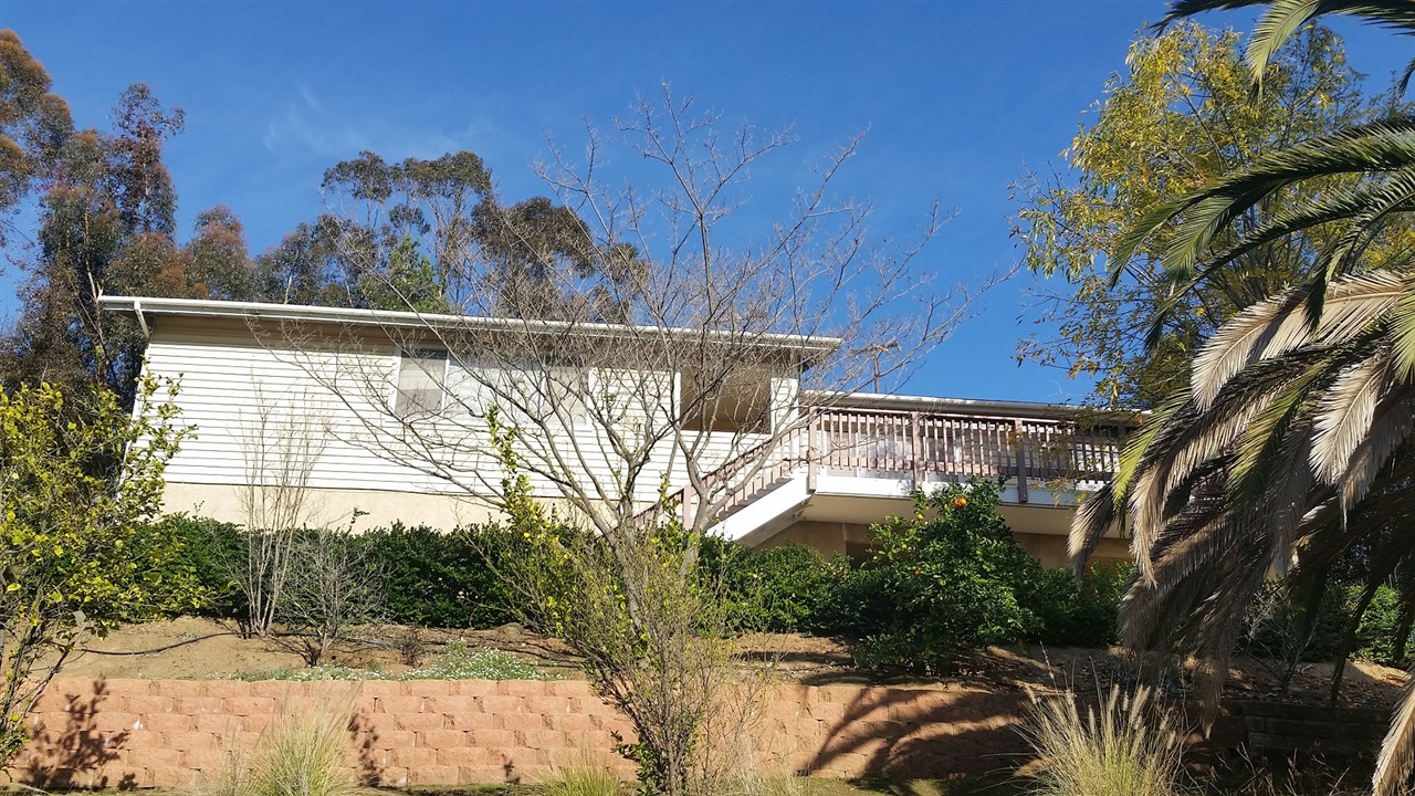 3610 Mary Ln, Escondido, CA 92025