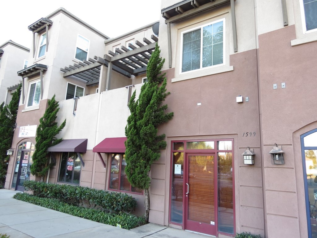 1591 S Escondido Blvd., Escondido, CA 92025
