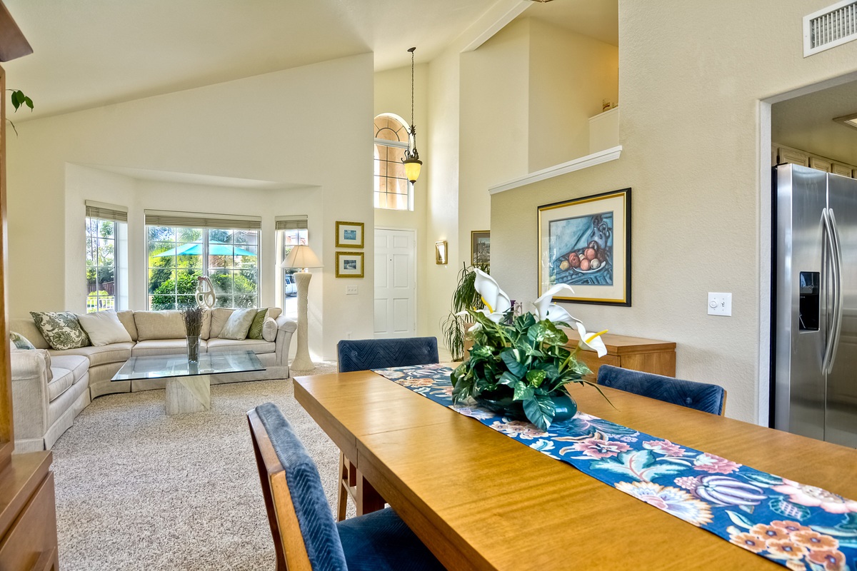 1060 Sunset Heights, Escondido, CA 92026