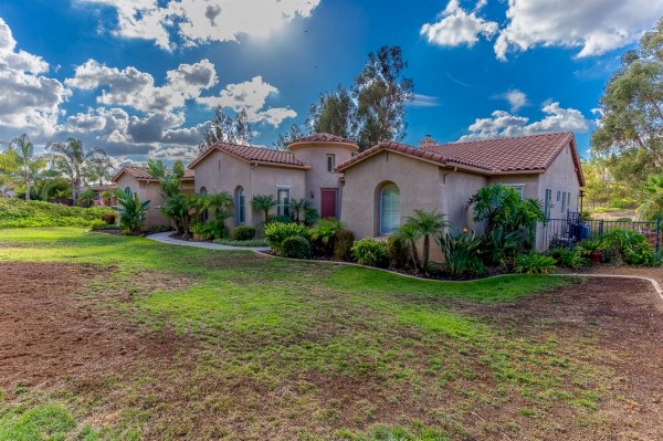 26246 Crescendo Dr, Escondido, United States 92026