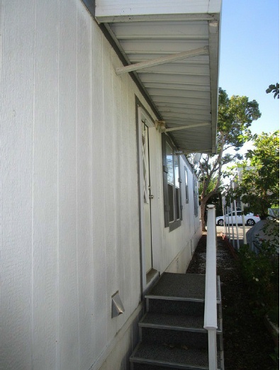 Eastwood Meadows Mobile Home Community 2550 E. VALLEY PRKWYEscondido, CA 92027
