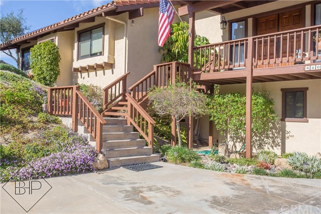 880 North Stage Coach Lane, Fallbrook, United States 92028