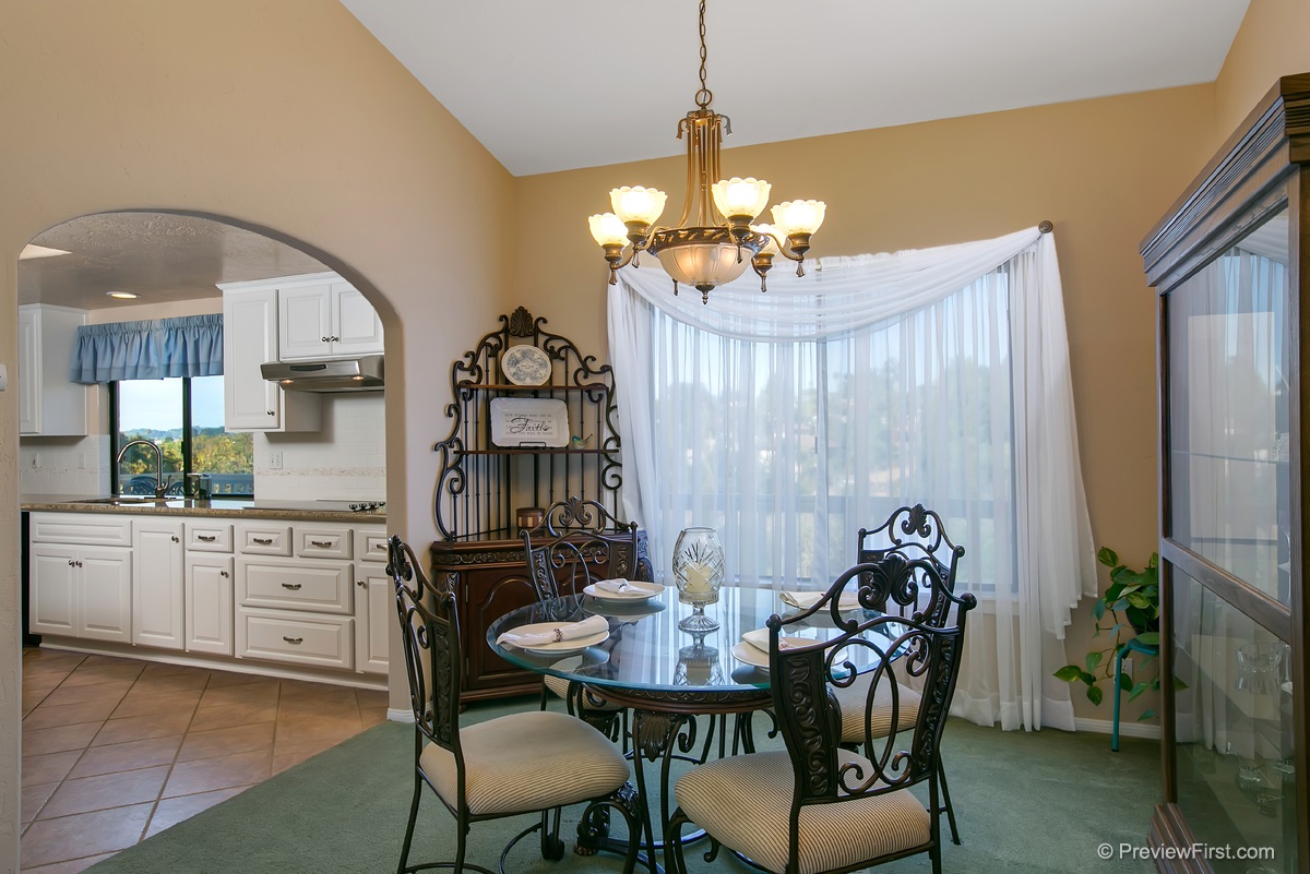 3298Caminita Cortina, Fallbrook, United States 92028