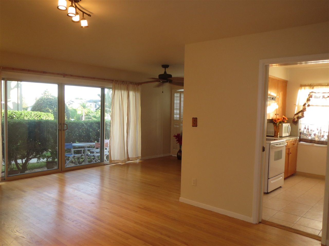 5377 La Jolla Blvd, La Jolla, CA 92037