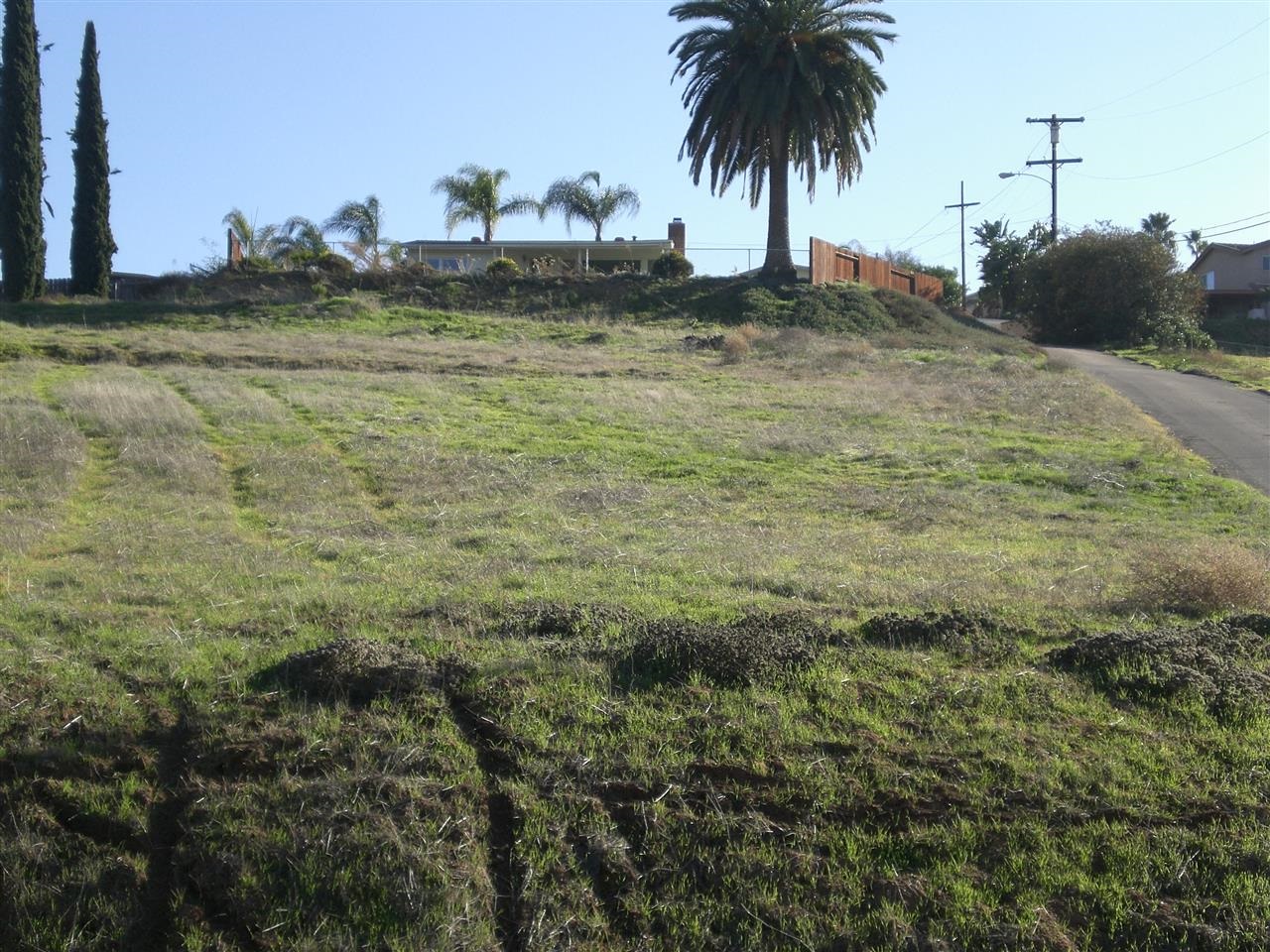 12225 Rockcrest Road, Lakeside, CA 92040