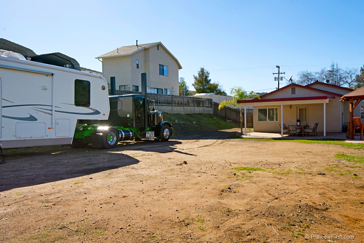 9609 Lakeview, Lakeside, CA 92040