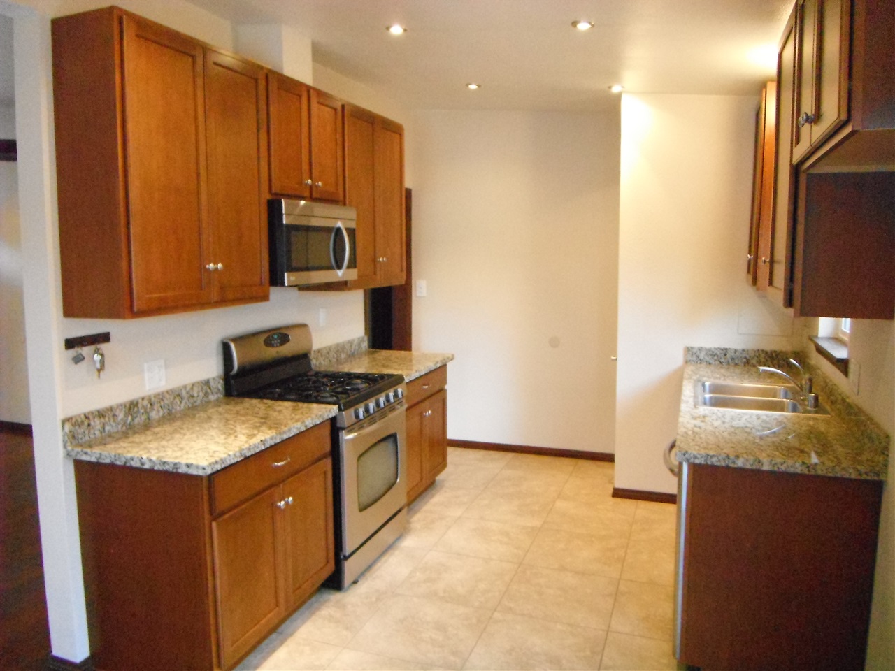 541 GARFIELD STREET, Oceanside, CA 92054