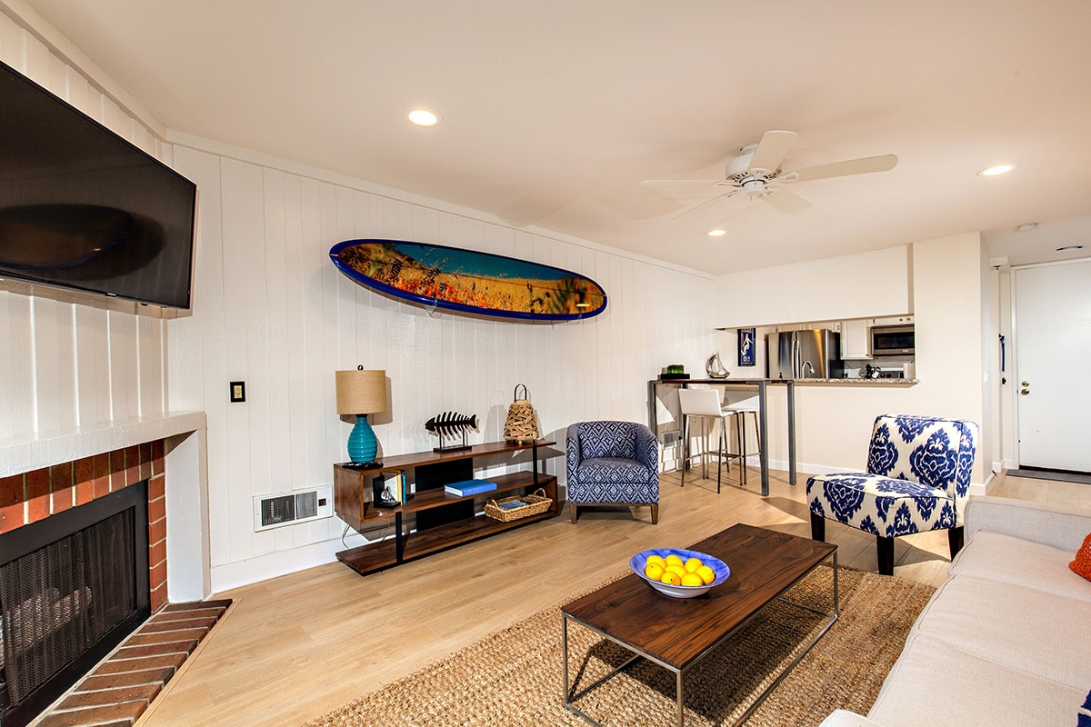 999 N Pacific, Oceanside, CA 92054