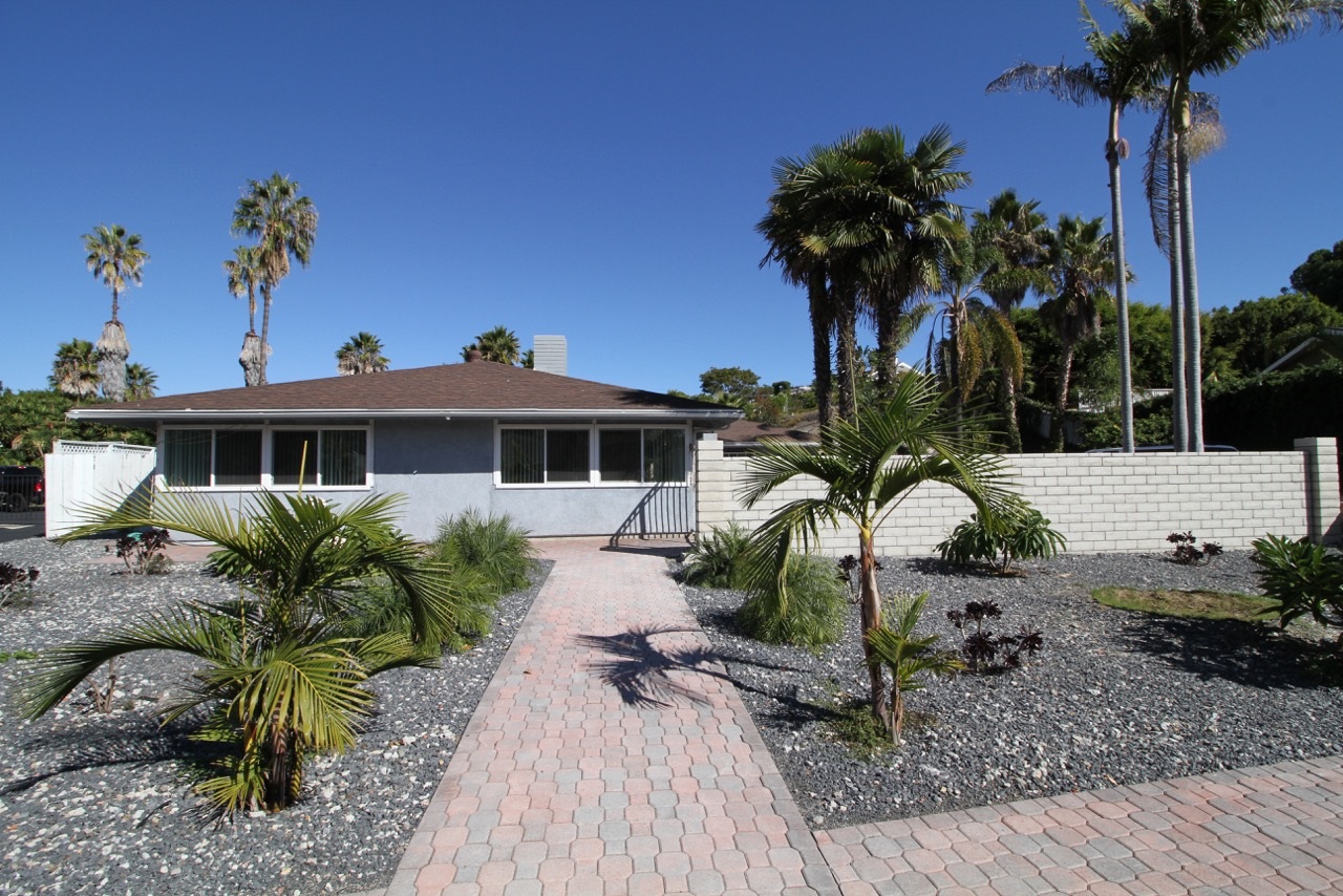 3318 AVENIDA DE LOYOLA, Oceanside, CA 92056