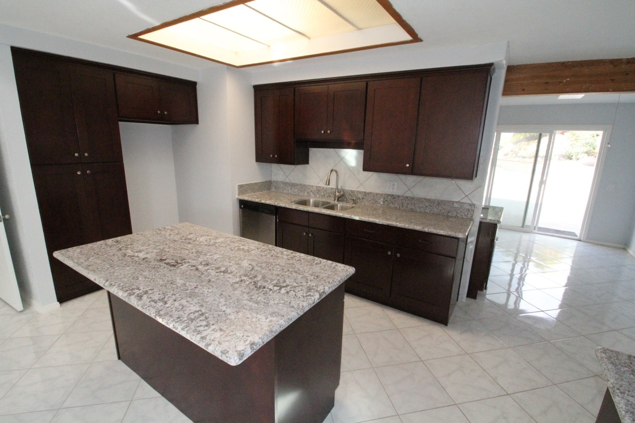 3318 AVENIDA DE LOYOLA, Oceanside, CA 92056