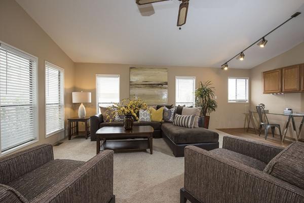 1454 Puritan Dr ,CA, Oceanside, 92057