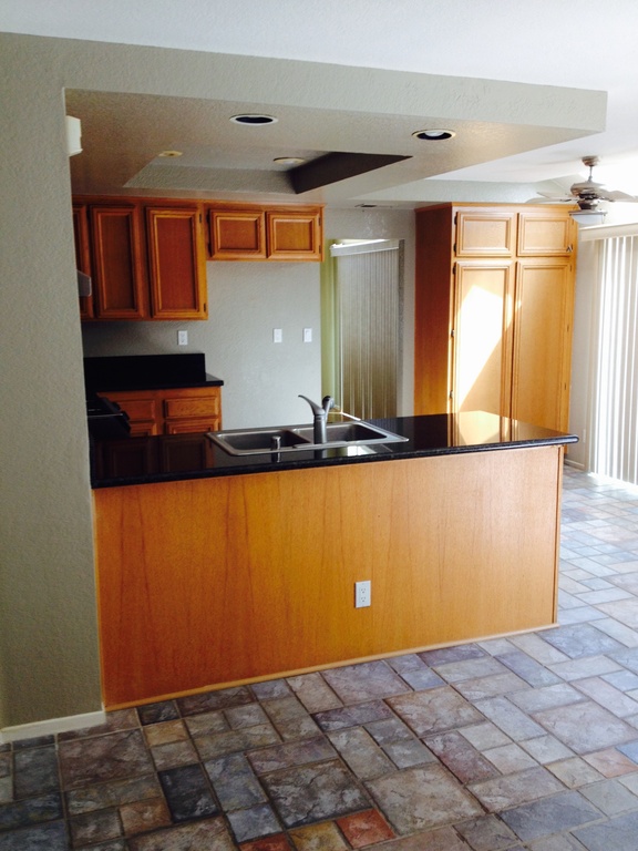 354 Moonstone Bay Dr, Oceanside, United States 92057