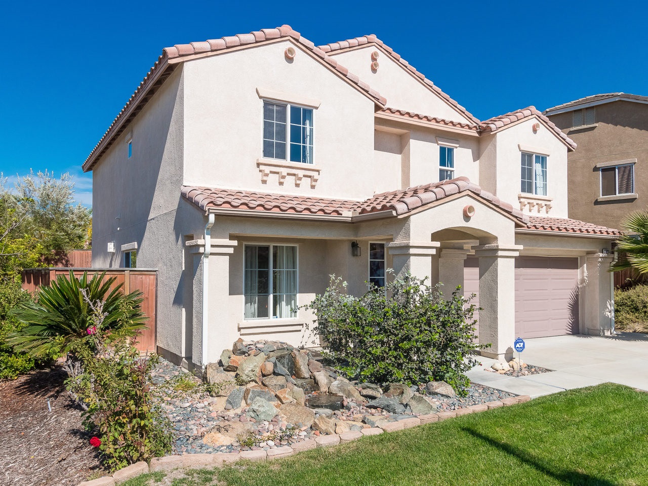 817 Aldea Dr