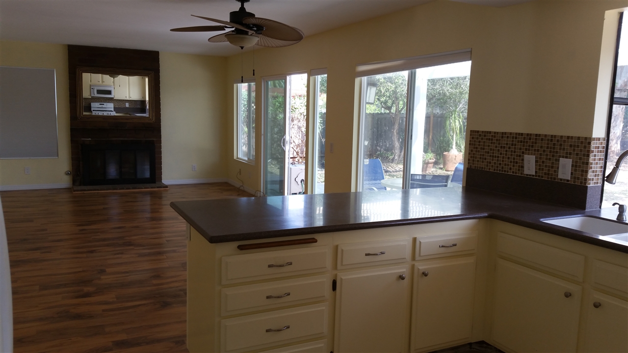 694Sunningdale Dr., Oceanside, United States 92057
