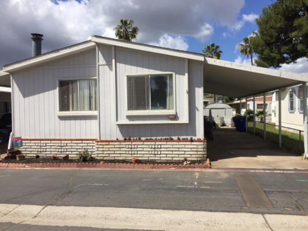 Poinsettia Family and Senior MHP13992 Azalea Ave #117Poway, CA 92064