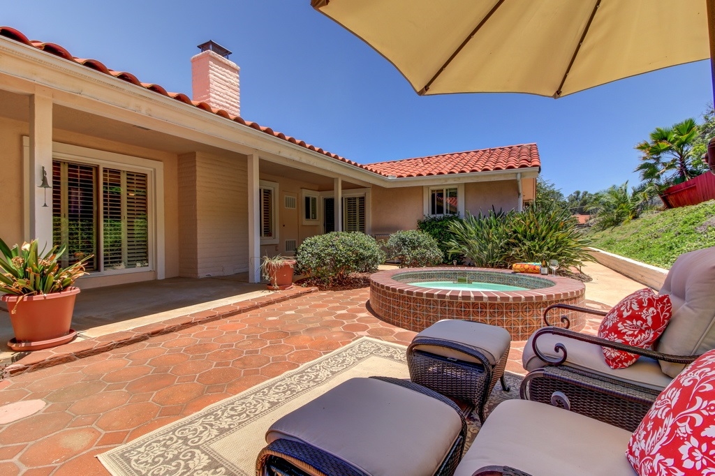 12610 Peachwood Ct