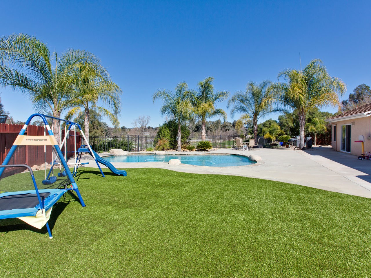 624 Rowley, Ramona, CA 92065