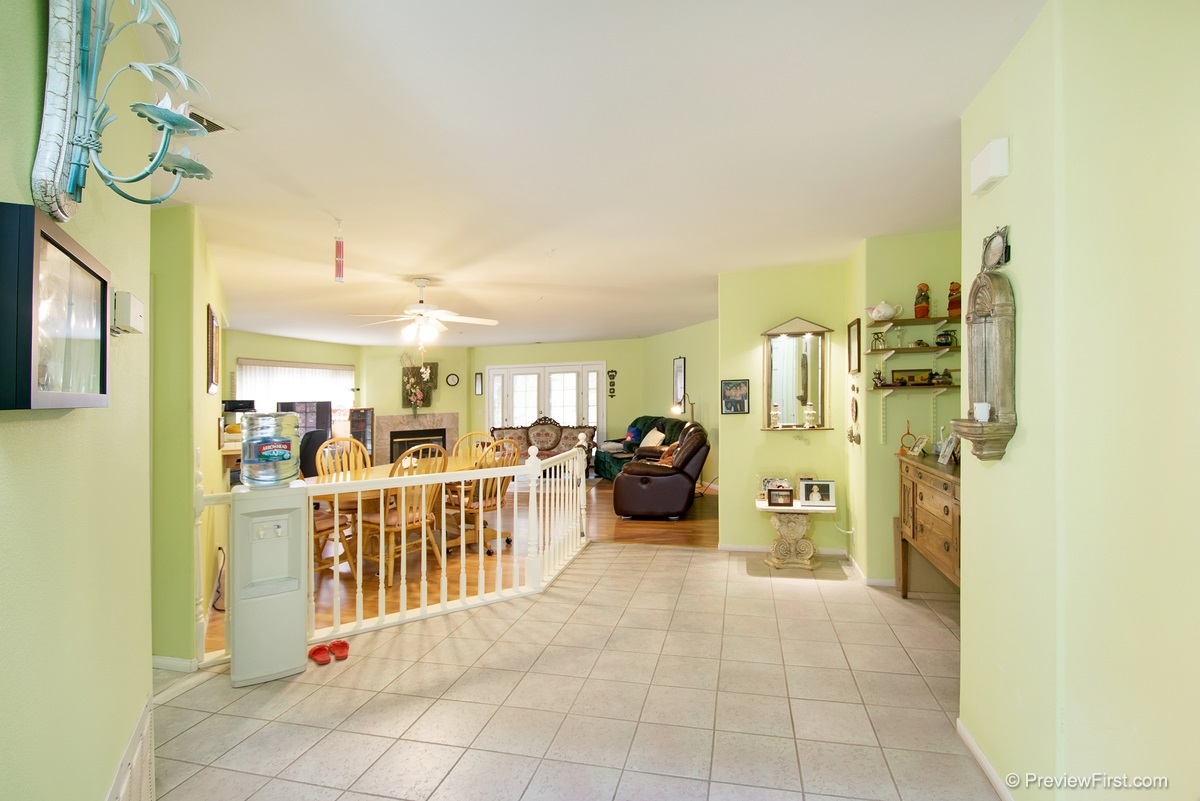 10078 Prince Charming Lane, Santee, CA 92071
