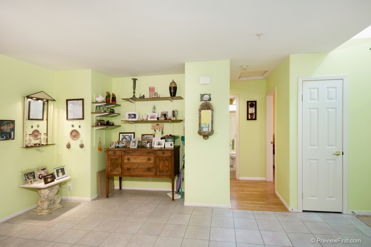 10078 Prince Charming Lane, Santee, CA 92071