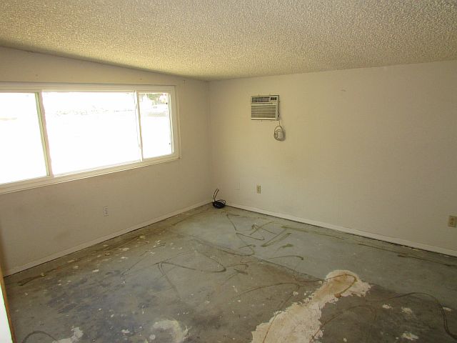 9258 Bloomdale StreetSantee, CA, 92071San Diego County