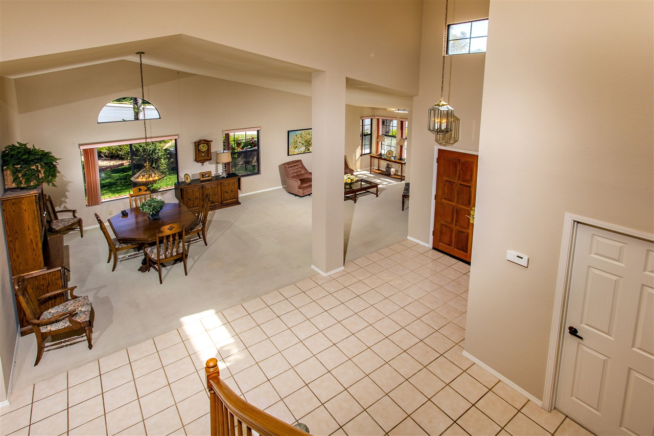 2686 Magellan Lane, Vista, CA 92081