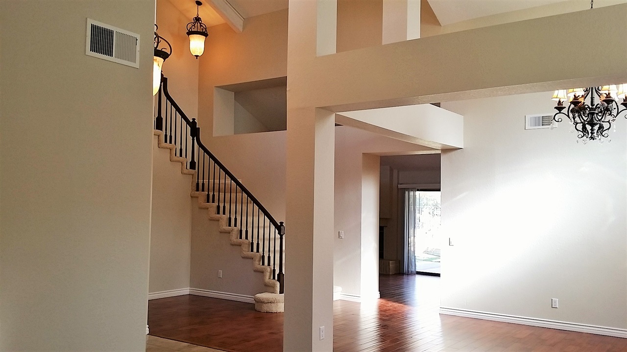 1225 Columbus Way, Vista, CA 92081