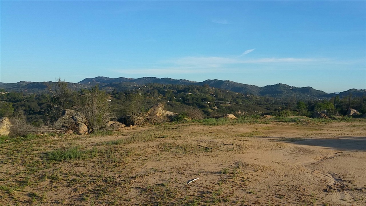 28847 Via Piedra, Valley Center, CA 92082