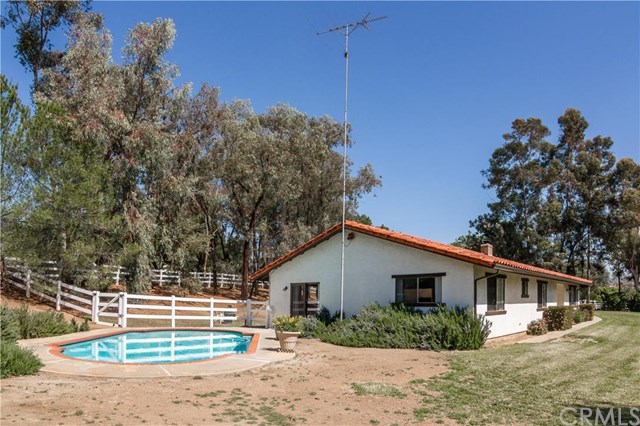 30964 Cole Grade Road, Valley Center, CA 92082