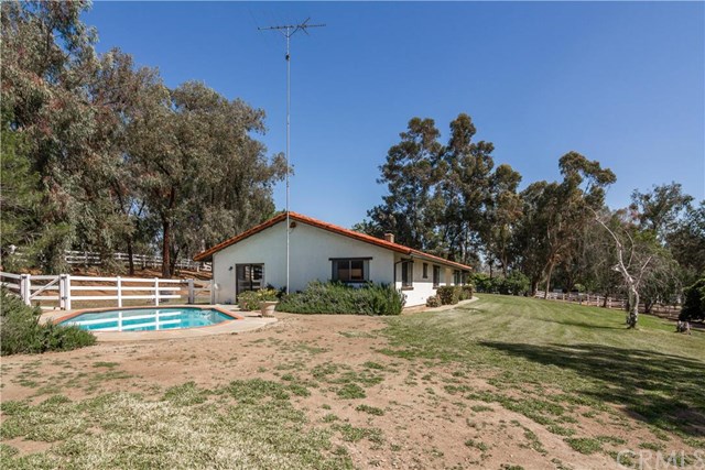 30964 Cole Grade Road, Valley Center, CA 92082