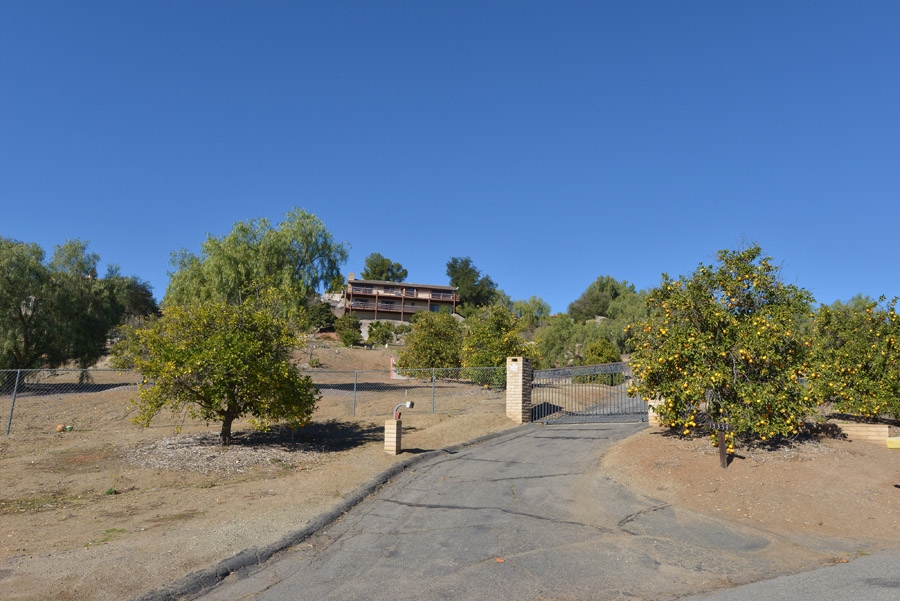 15354 Paso Robles Place, Valley Center, CA 92082