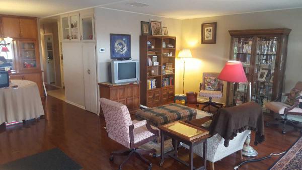 Grandview Terrace Mobile Estates718 Sycamore Ave. #134Vista, CA 92083