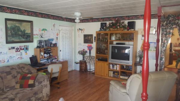Grandview Terrace Mobile Estates718 Sycamore Ave. #123Vista, CA 92083