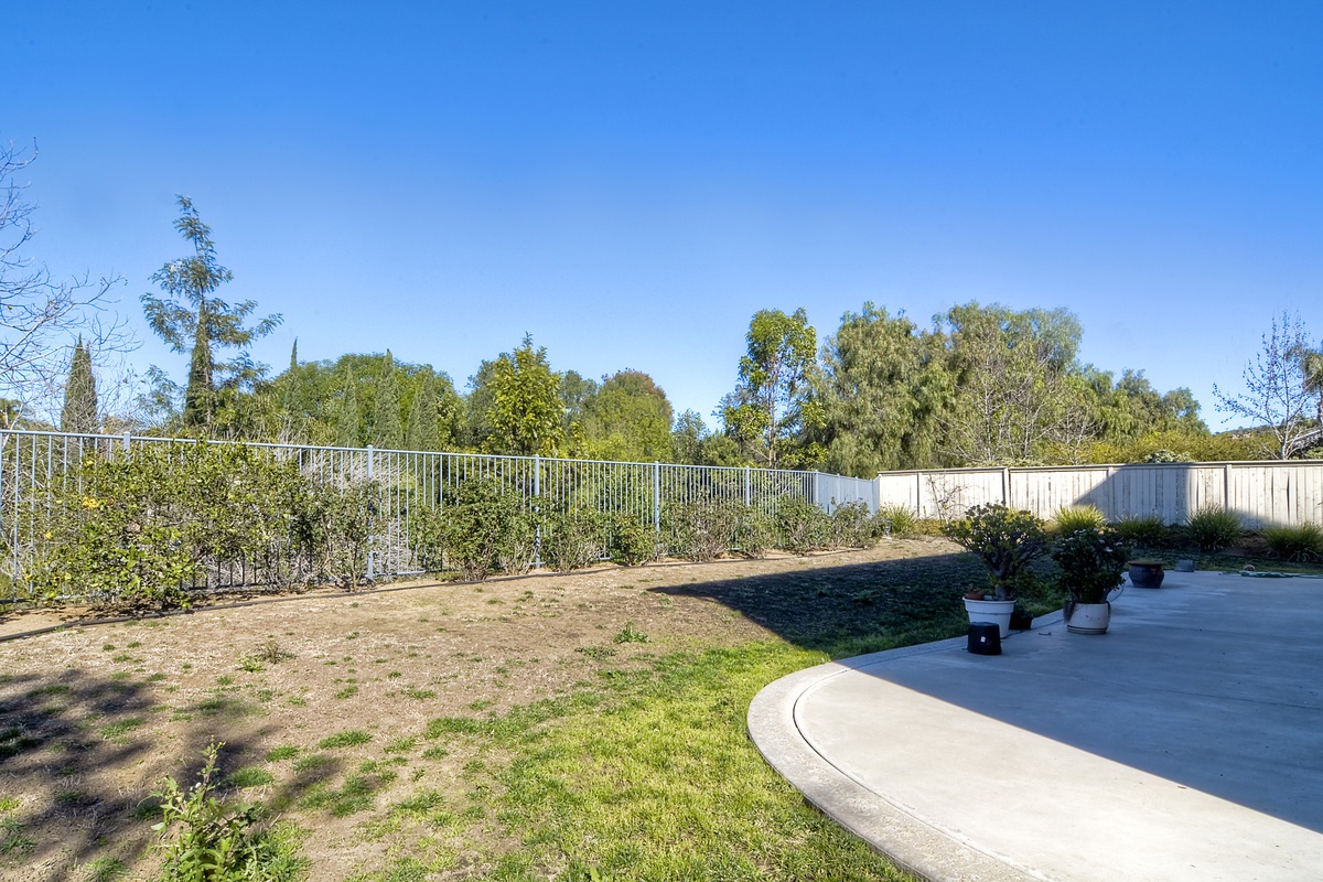 1884 Autumn Ln., Vista, CA 92084