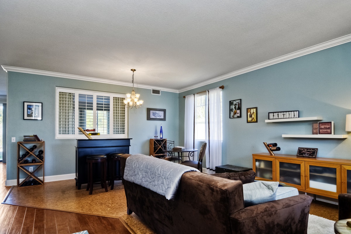 1884 Autumn Ln., Vista, CA 92084
