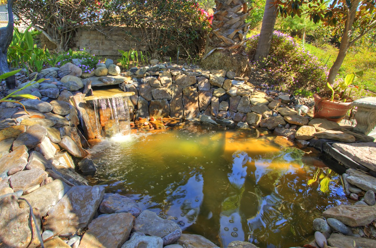 1926 Golden Hill Drive, Vista, CA 92084