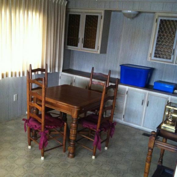 Crestview Estate Mobile Home Park112 East Mission RdFallbrook, CA 92088